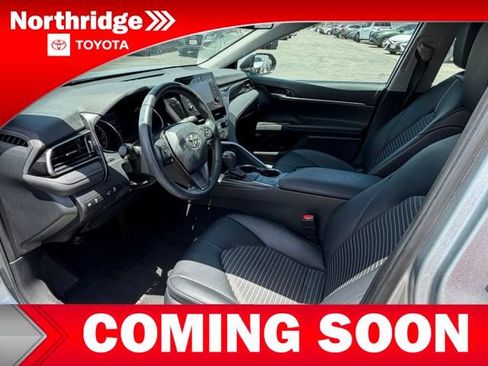 Used 2023 Toyota Camry SE FWD image 5