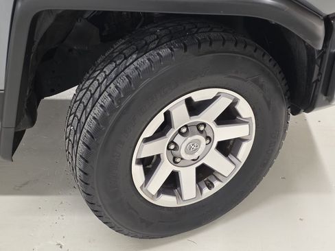 Used 2014 Toyota FJ Cruiser Upgrade Package w/ Upgrade Package image 48