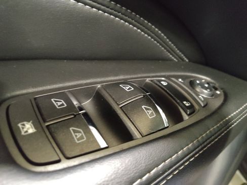 Used 2019 INFINITI QX60 Luxe w/ Essential Package FWD image 27