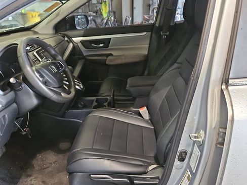Used 2017 Honda CR-V LX image 10