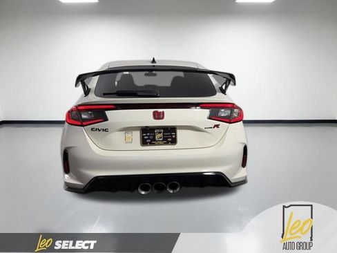 Used 2025 Honda Civic Type R image 5
