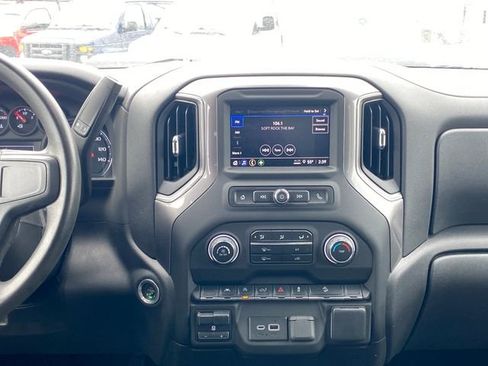 Used 2023 Chevrolet Silverado 1500 Custom Trail Boss w/ LPO, Dark Essentials Package AWD/4WD image 20