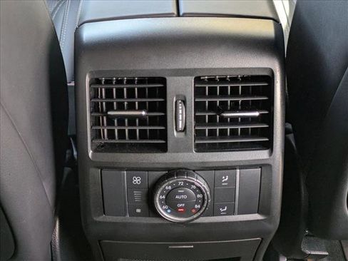 Used 2019 Mercedes-Benz GLE 63 AMG 4MATIC image 18