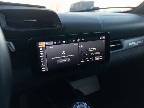 Used 2022 Maserati MC20 Coupe image 30