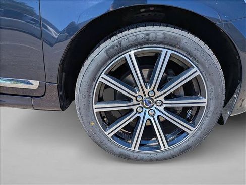 Used 2017 Volvo XC60 T6 Inscription w/ Preferred Option Package AWD/4WD image 23