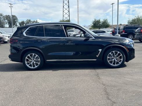 Used 2026 BMW X5 xDrive50e AWD/4WD image 5