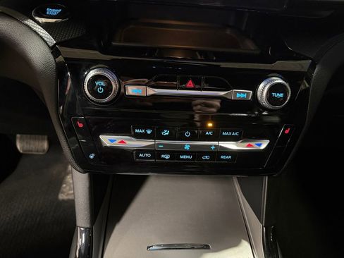 Used 2023 Ford Explorer ST-Line w/ Class IV Trailer Tow Package image 34