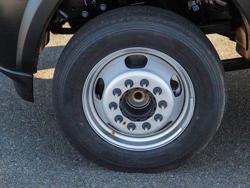 New 2024 RAM 4500 Tradesman image 9