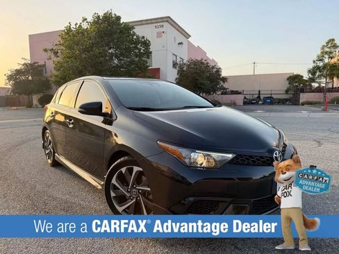 Used 2018 Toyota Corolla iM w/ All-Weather Mat Package FWD image 1
