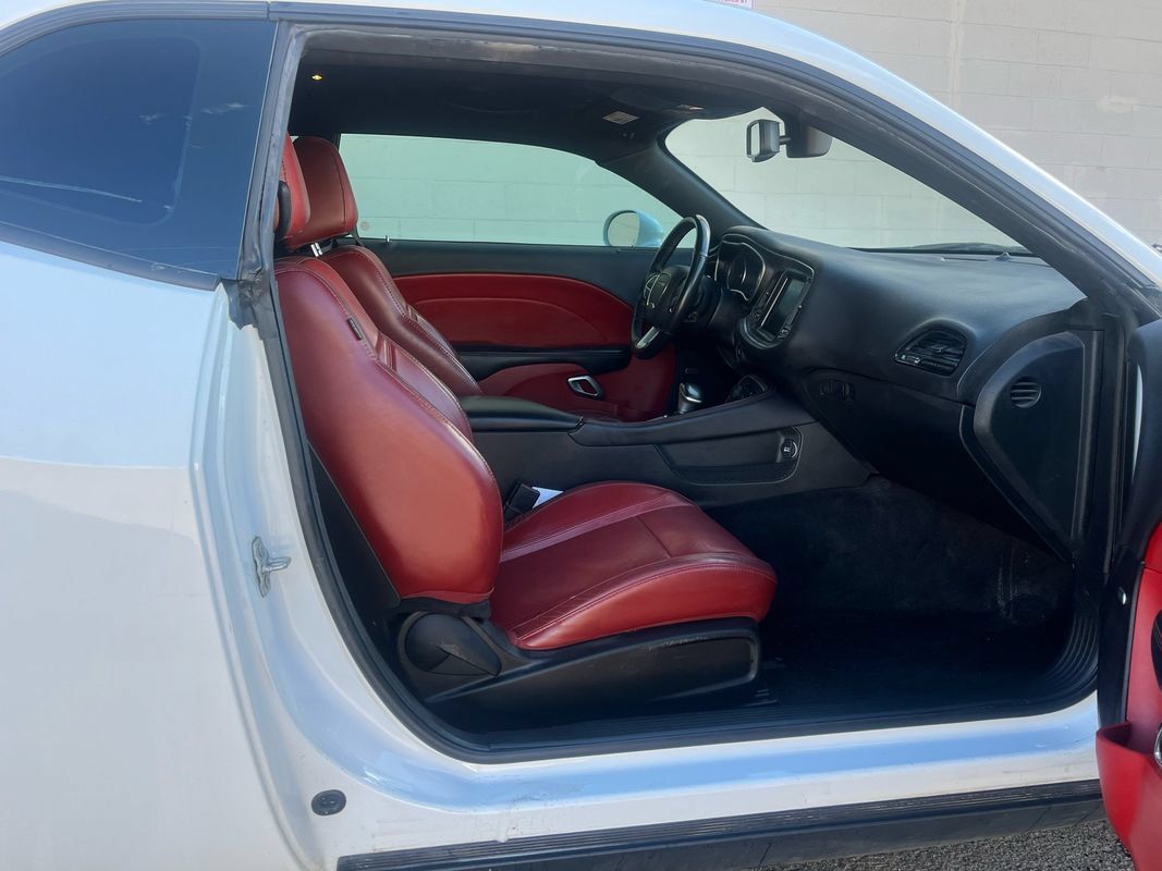 Used 2018 Dodge Challenger R/T Plus RWD image 8