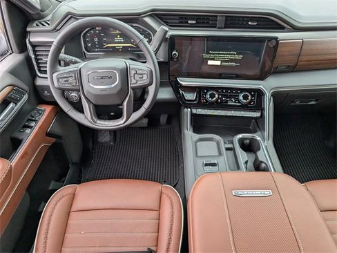New 2026 GMC Sierra 2500 Denali Ultimate image 7