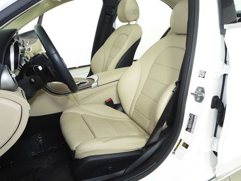 Used 2019 Mercedes-Benz C 300 Sedan image 22