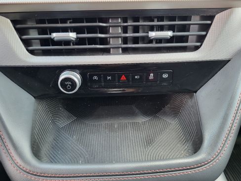 Certified 2025 Ford Explorer Active RWD image 24