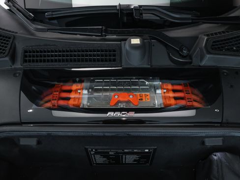 Used 2023 Ferrari SF90 Stradale image 27