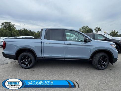 New 2026 Honda Ridgeline Black Edition image 16