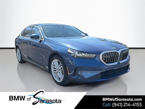Used 2025 BMW 530i w/ M Sport Package image 1