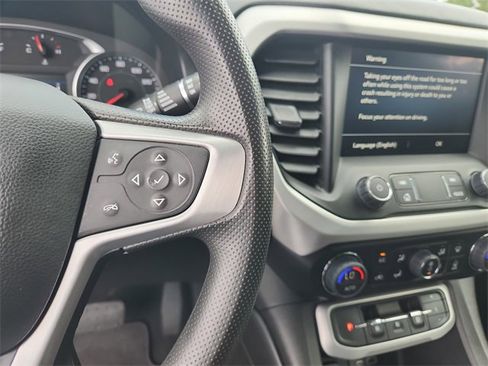 Certified 2023 GMC Acadia SLE w/ Driver Convenience Package image 25