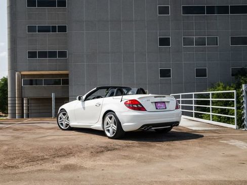 Used 2009 Mercedes-Benz SLK 55 AMG image 39