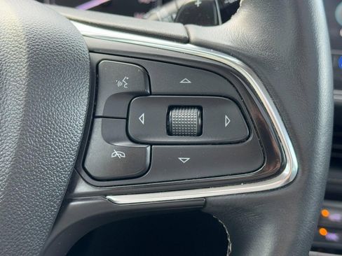 Used 2022 Buick Envision Essence w/ Technology Package I AWD/4WD image 21