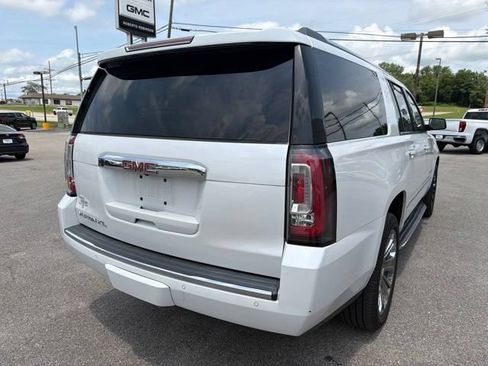 Used 2016 GMC Yukon XL Denali w/ Open Road Package AWD/4WD image 21