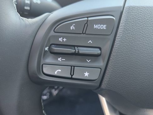 New 2026 Hyundai Venue SEL FWD image 12