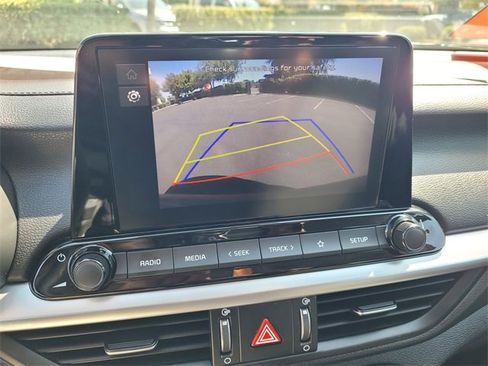 Used 2023 Kia Forte LXS image 17