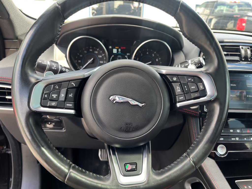 Used 2018 Jaguar F-PACE S AWD/4WD image 20