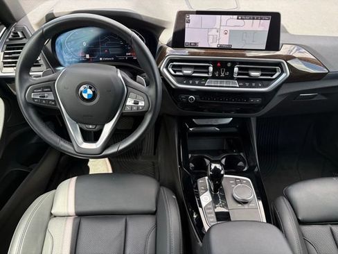 Used 2023 BMW X3 xDrive30i AWD/4WD image 3