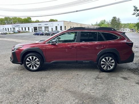 Certified 2025 Subaru Outback Limited AWD/4WD image 5
