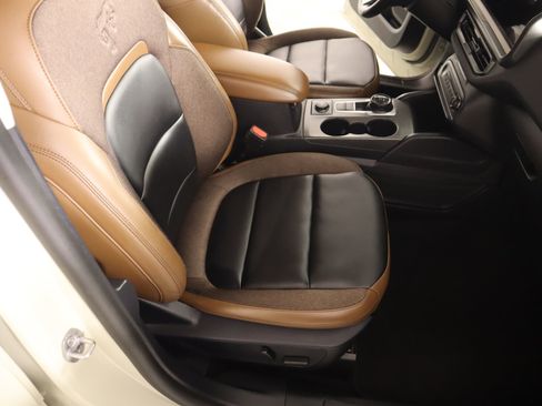 Used 2025 Ford Bronco Sport Outer Banks w/ Outer Banks Tech Package+ image 14