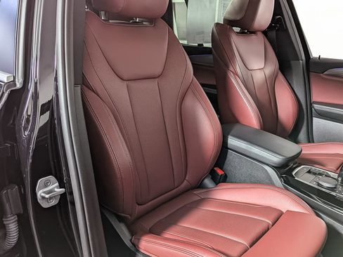 Certified 2023 BMW X3 xDrive30i w/ Convenience Package image 24