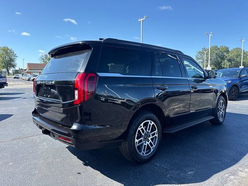 Used 2025 Ford Expedition Active AWD/4WD image 7