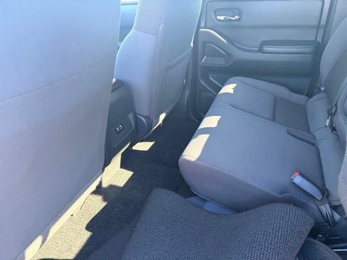 Certified 2025 Nissan Frontier SV RWD image 16