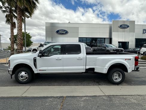 New 2026 Ford F350 Lariat w/ Lariat Ultimate Package AWD/4WD image 3