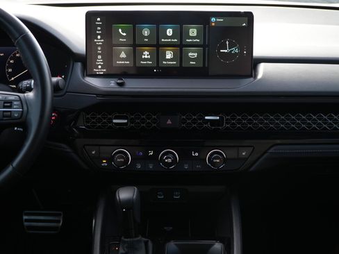 Used 2025 Honda Accord Sport image 26