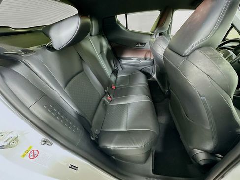 Used 2019 Toyota C-HR Limited image 34