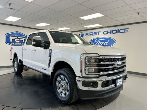 New 2025 Ford F250 King Ranch w/ Chrome Package image 16