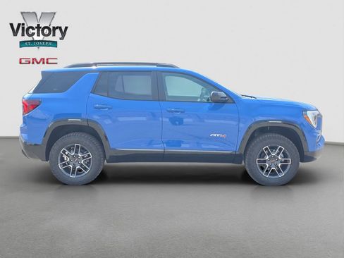 New 2026 GMC Terrain AT4 w/ LPO, Black Badging Package AWD/4WD image 18