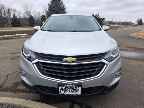 Used 2019 Chevrolet Equinox LT image 4