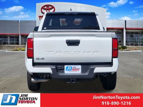 Used 2026 Toyota Tacoma SR5 image 7