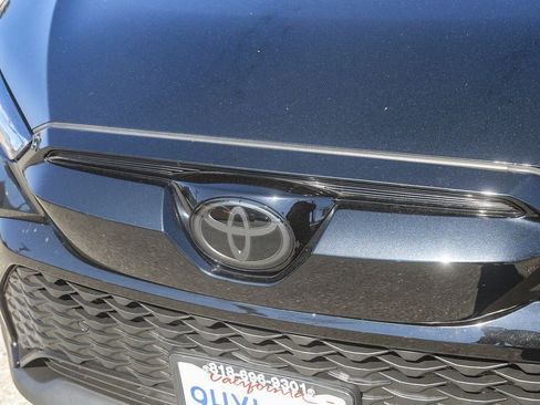 Used 2023 Toyota Corolla Cross AWD Hybrid image 5