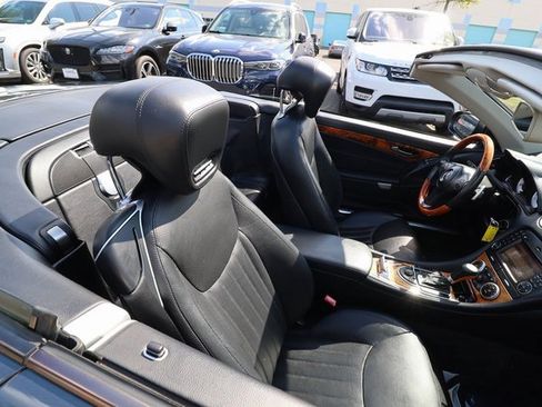 Used 2011 Mercedes-Benz SL 550 image 46