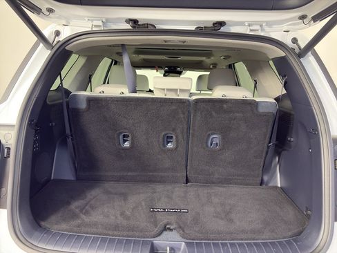 Used 2022 Hyundai Palisade Limited w/ Cargo Package image 8
