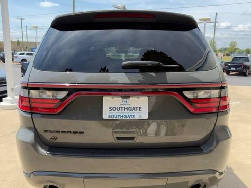Used 2022 Dodge Durango SXT w/ Blacktop Package AWD/4WD image 4