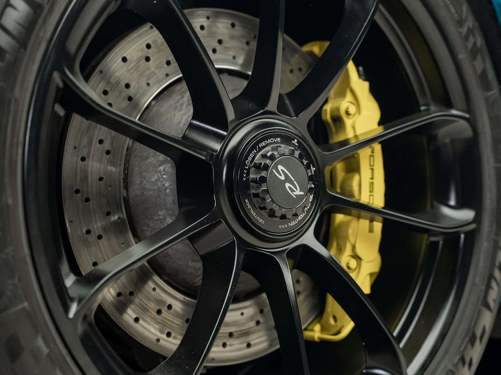 Used 2019 Porsche 911 GT3 RS RWD image 24