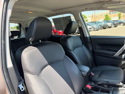 Used 2015 Subaru Forester 2.5i Touring w/ Eyesight & Navigation System AWD/4WD image 14