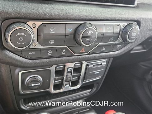 New 2025 Jeep Gladiator Sport image 20