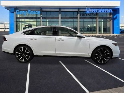 New 2026 Honda Accord Touring image 8