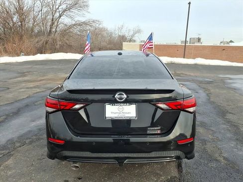 Certified 2023 Nissan Sentra SR w/ Midnight Edition Package image 6