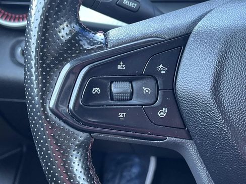 Used 2024 Chevrolet Trax RS w/ Driver Confidence Package FWD image 21